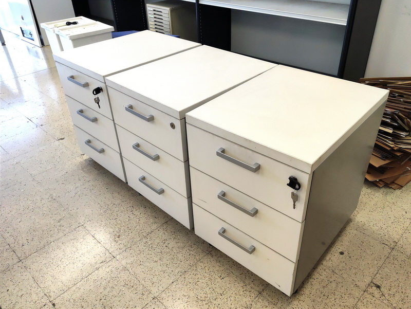 mesa oficina 72.5x160.5x80.5 + cajonera mad met desmontada 74x60x80 5+3u